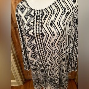 Ladies zenergy top by Chico ‘s